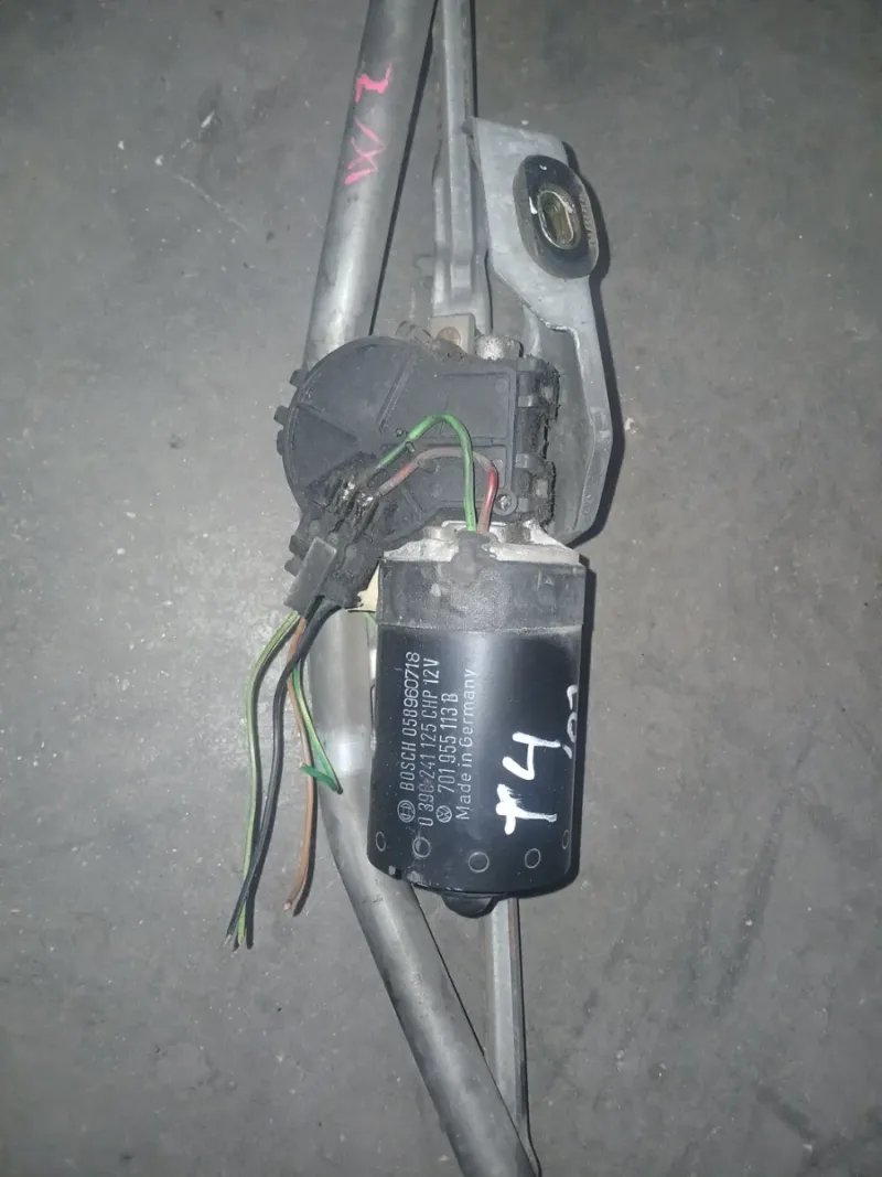 Motor Limpiaparabrisas VW T4 del Año 2001 - Imagen 2