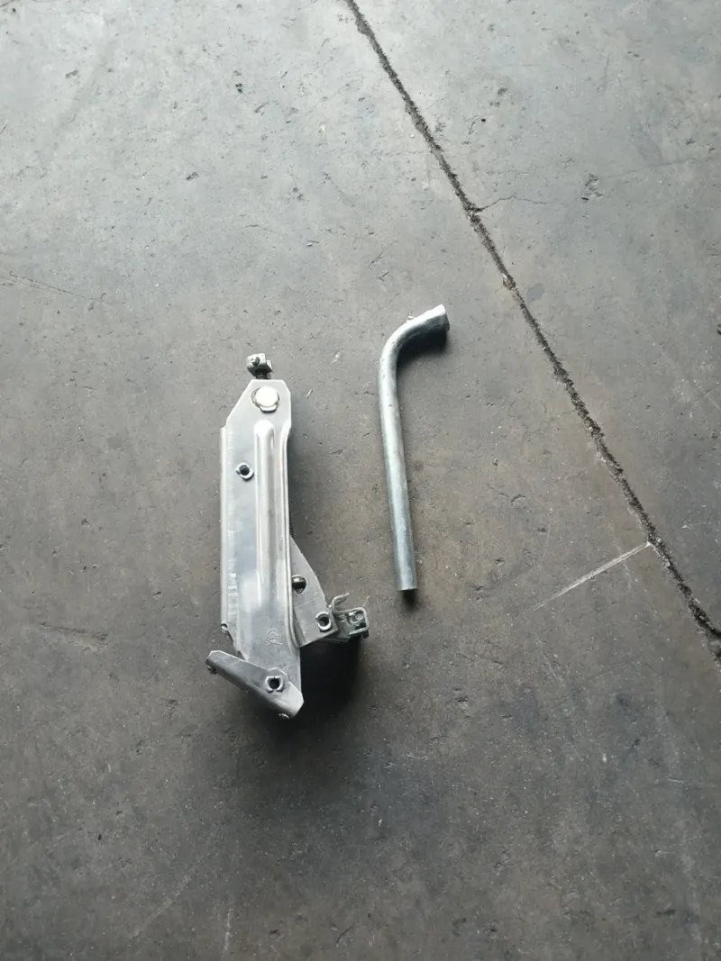 Kit gato rueda recambio + llave 17
