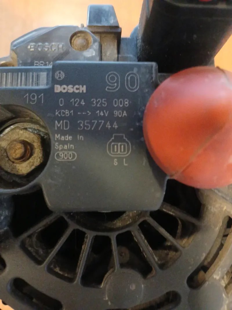 Alternador Mitsubishi Space Star 1.6 16V | Ref. 0124325008 - Imagen 4