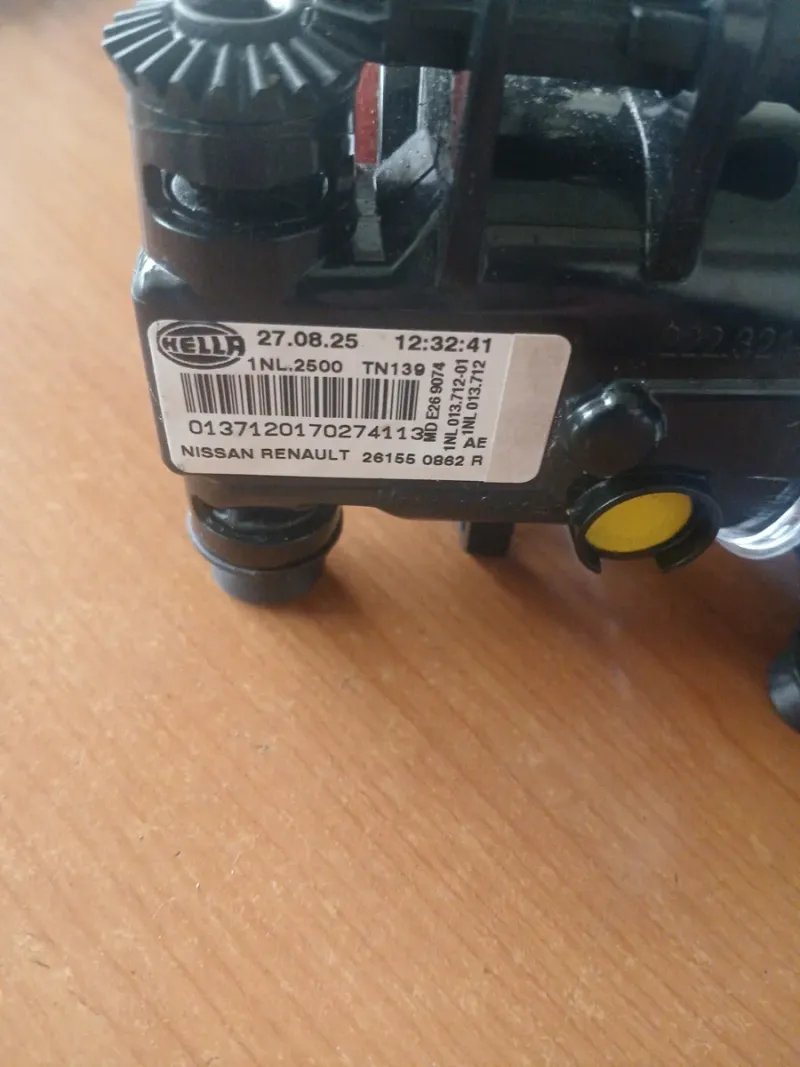 Antinieblas Renault Kangoo, Clio, Trafic - Imagen 5