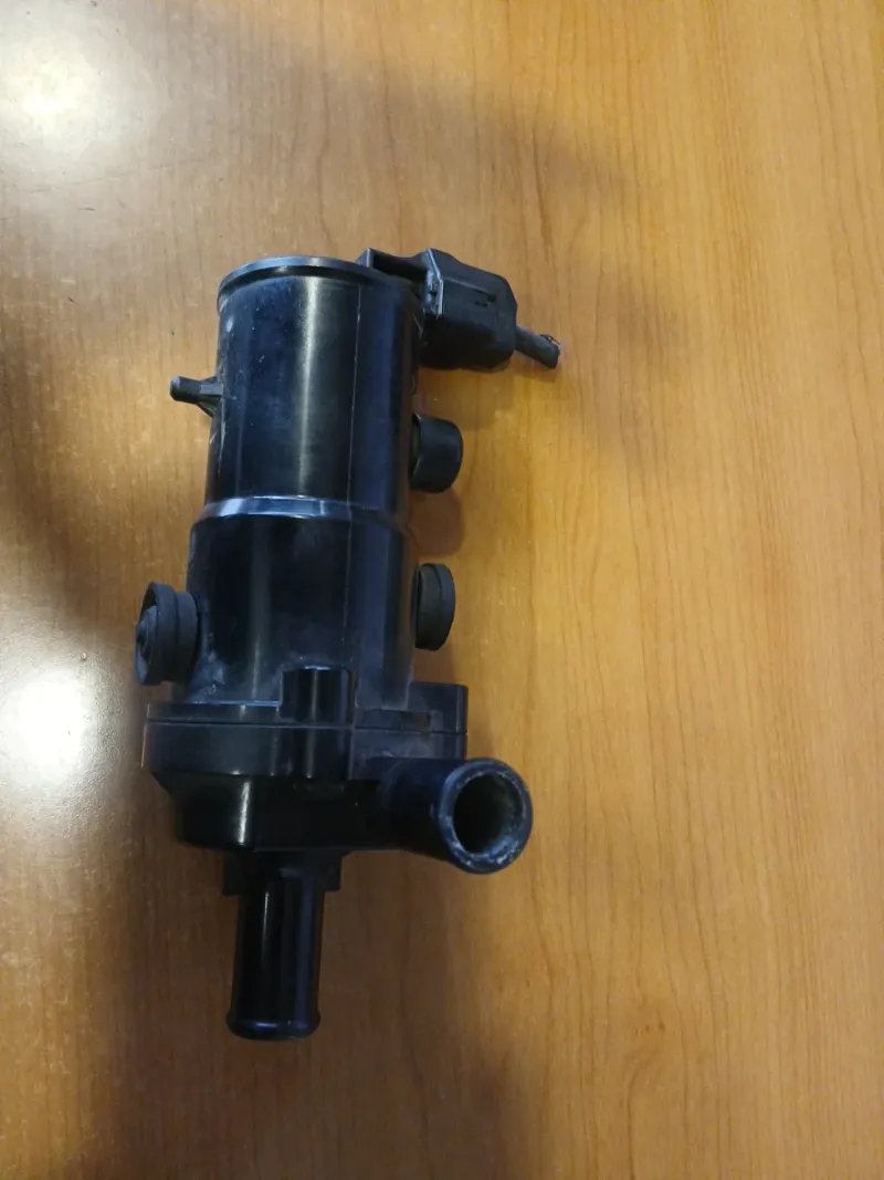 Bomba Agua Toyota Prius 1.5 G 2008 | Ref. 064100-0951 - Imagen 3