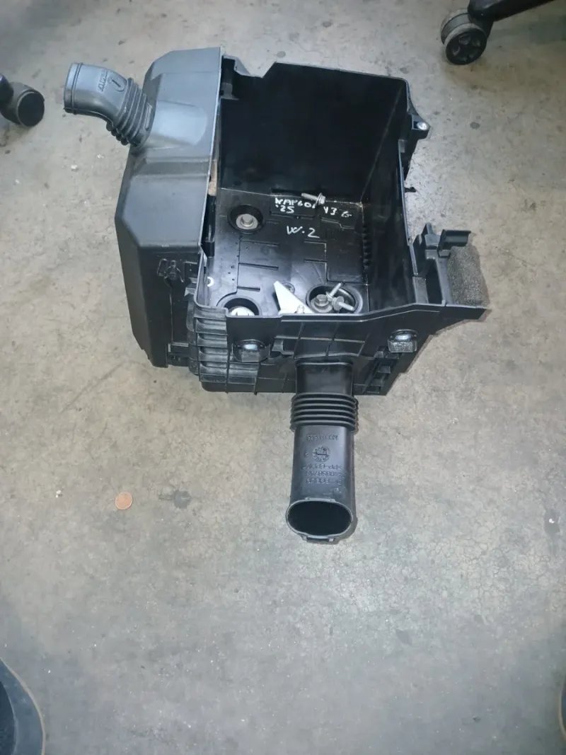 Caja Batería Renault Kangoo 2025 | Ref. 244280018