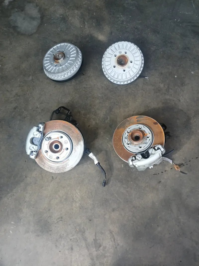 Manguetas y Tambores Renault Kangoo 1.3 gasolina