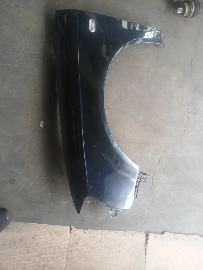 Aleta Izquierda Audi A6 2006 Azul - Imagen 3