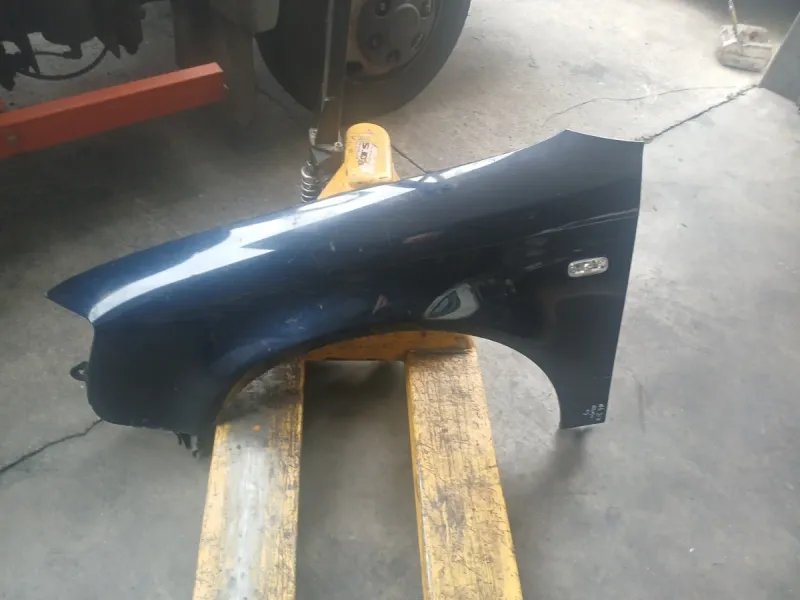 Aleta Izquierda Audi A6 2006 Azul - Imagen 5