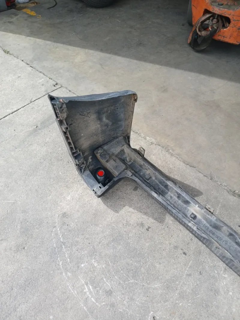 Parachoques Trasero VW T4 1999 - Imagen 5