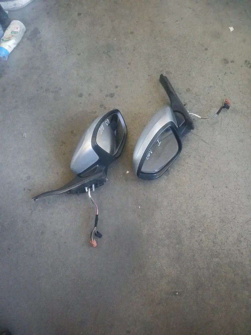 Retrovisores Peugeot 208