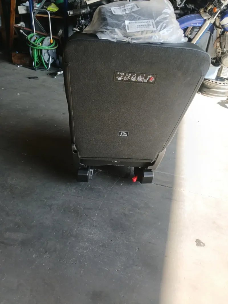 Asiento trasero Kangoo / Combo / Townstar - Imagen 3