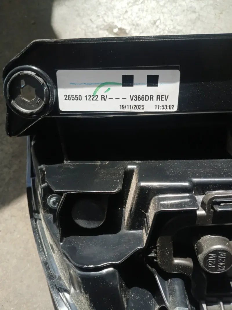 Piloto Trasero Townstar Kangoo Combo 2025 | Ref. 265506747R - Imagen 4