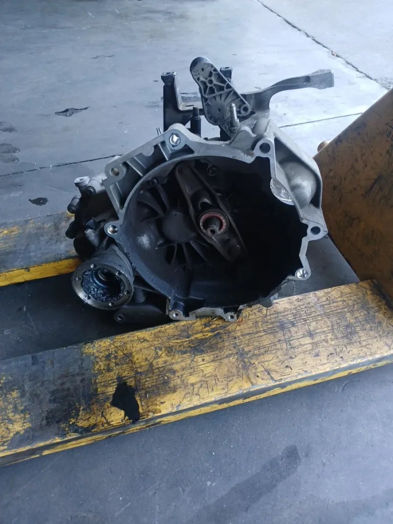 Caja Cambios Seat Ibiza 6J 02T301103AC - Imagen 5