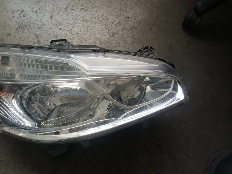 Optica Delantera Derecha Peugeot 208 | Ref. 9841642180 - Imagen 3