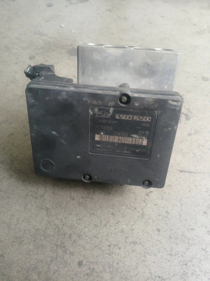 ABS Volvo XC90 S80 S70 | Ref. 30714956
