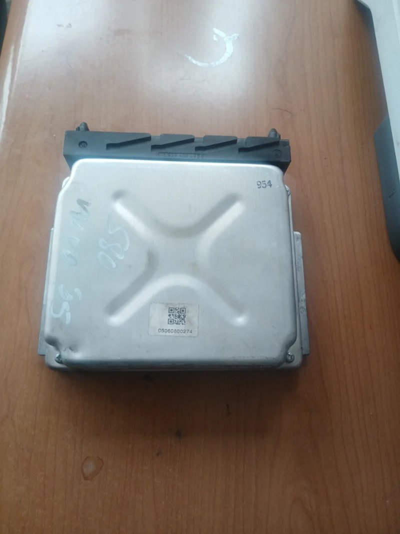 Centralita ECU Volvo S80 | Ref. MB079700-9540