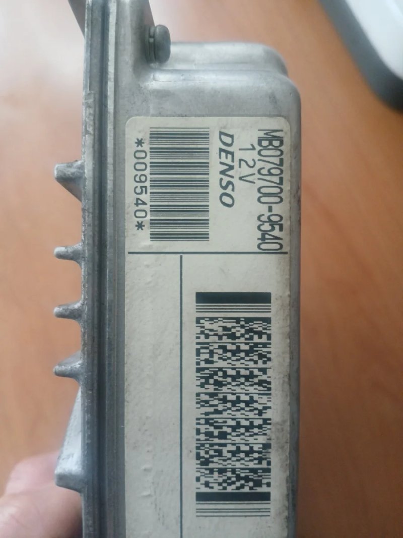 Centralita ECU Volvo S80 | Ref. MB079700-9540 - Imagen 3