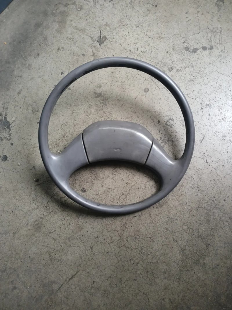 Volante Nissan Cabstar 2003