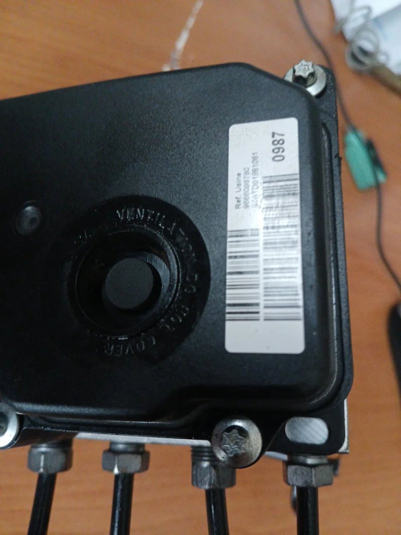 Centralita ABS Berlingo 966010718 - Imagen 2