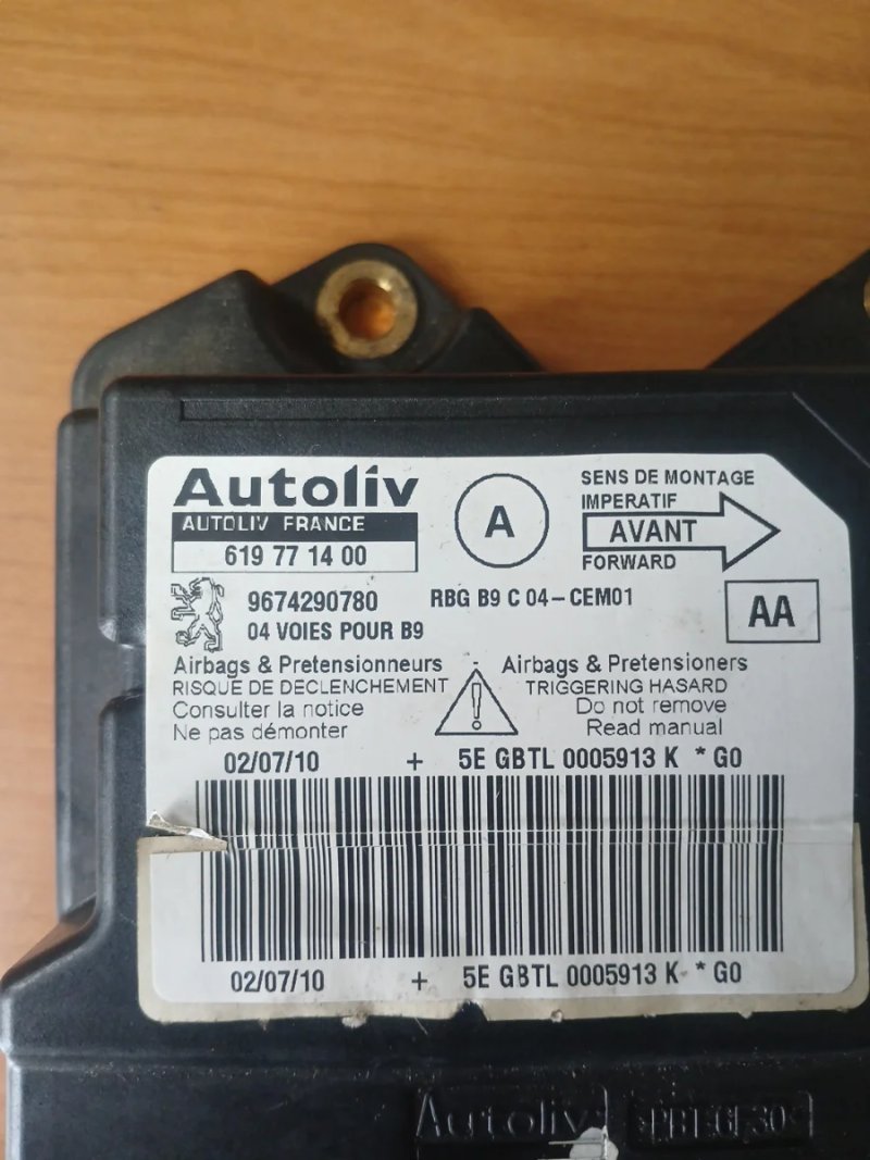 Centralita Airbag Autoliv 619 77 14 00 | Ref. 619771400 - Imagen 2