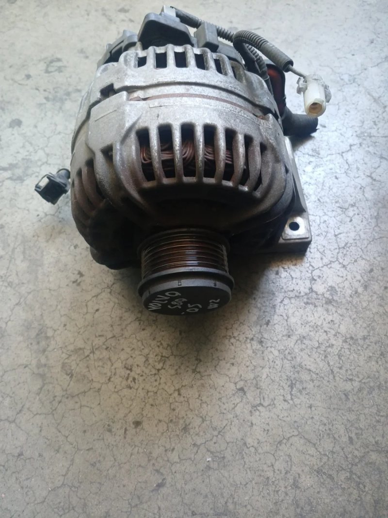 Alternador Volvo S80 2005 | Ref. 30667894 - Imagen 2