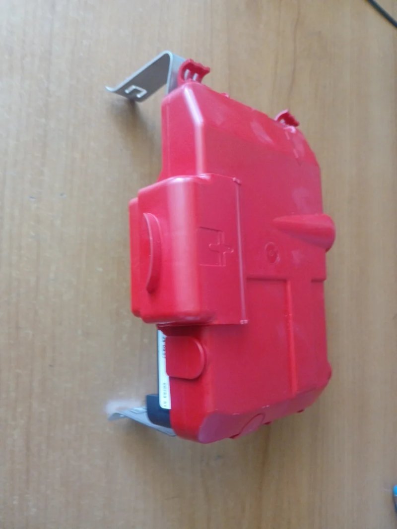 Caja Fusibles/Relés Renault Master 2025 | Ref. 241143140R70