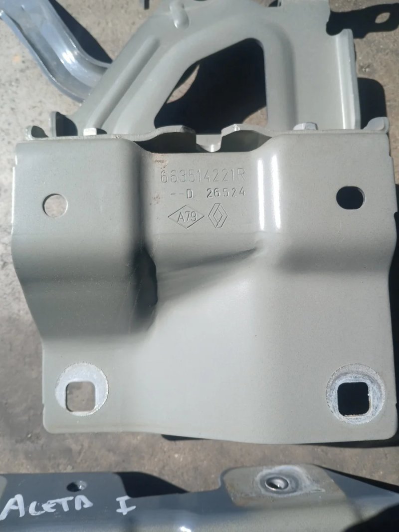 Bisagras y Soportes Capó Nissan Interstar - Imagen 3