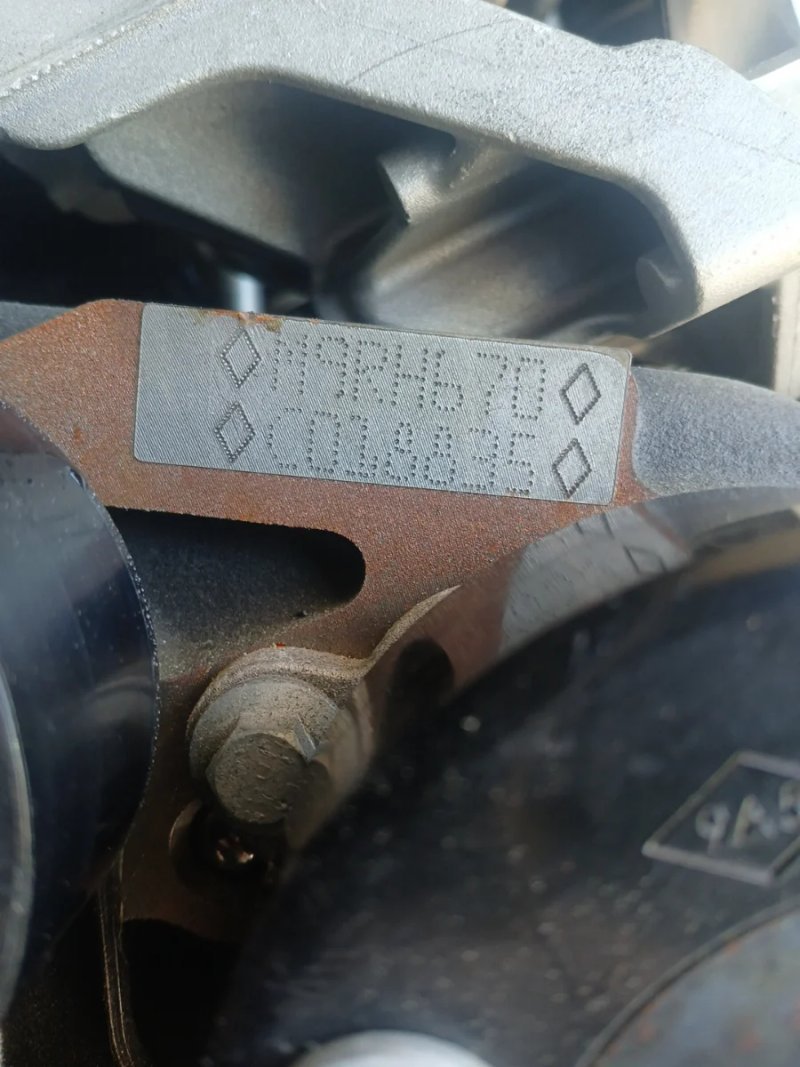 Motor Renault Master 2.0 DCI M9R H670 - Imagen 3