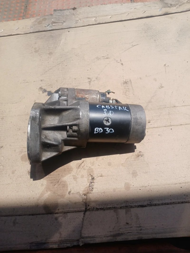 Motor arranque Nissan Cabstar BD30
