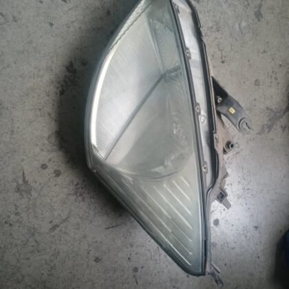 Faro Izquierdo Ford Focus 2003