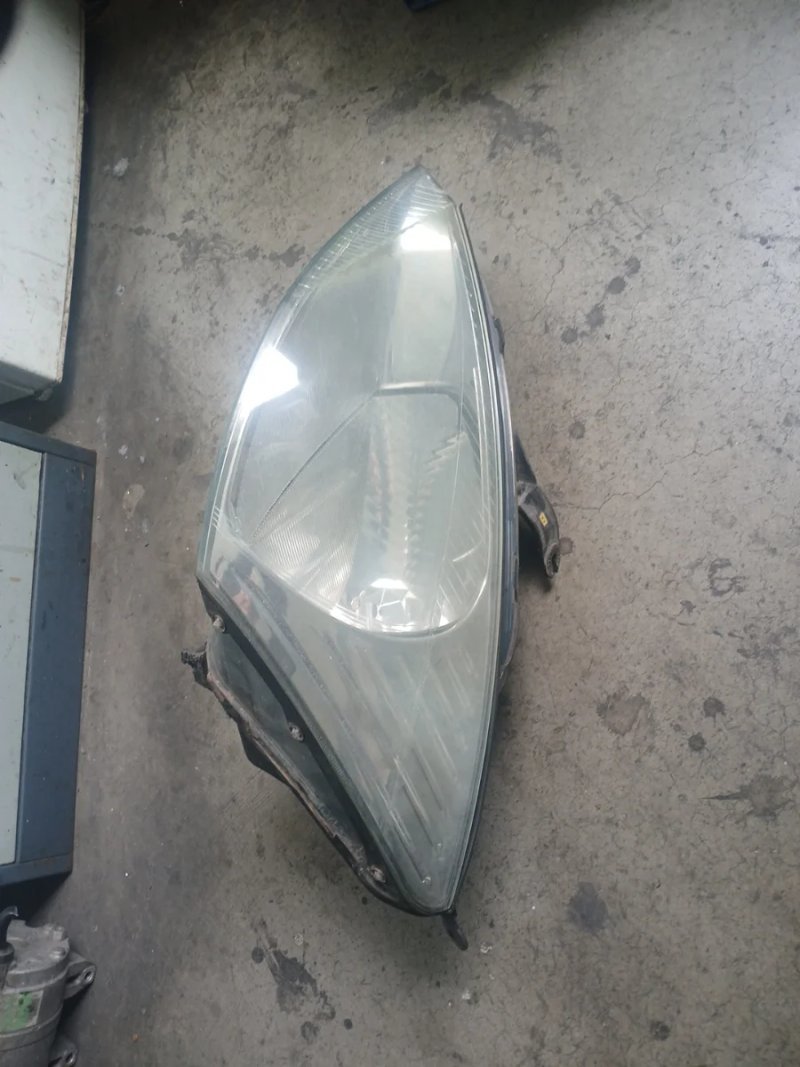 Faro Izquierdo Ford Focus 2003 - Imagen 2