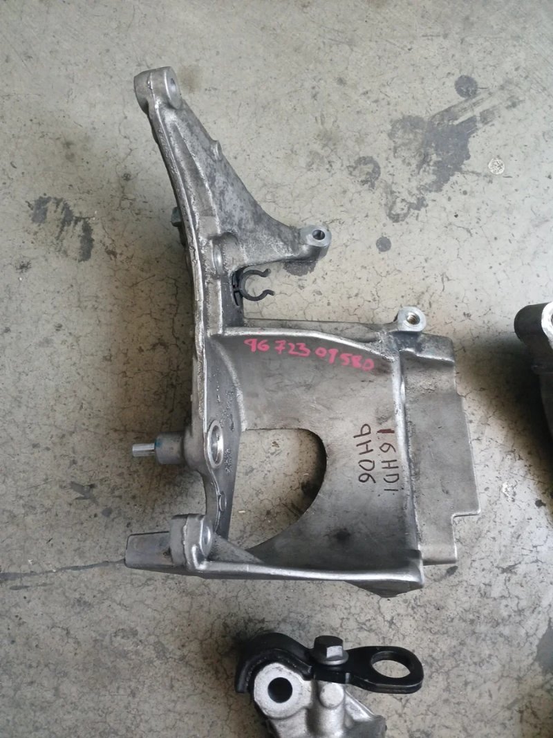 Soportes Motor 1.6 HDI 9H06 | Ref. 9672309580 - Imagen 5