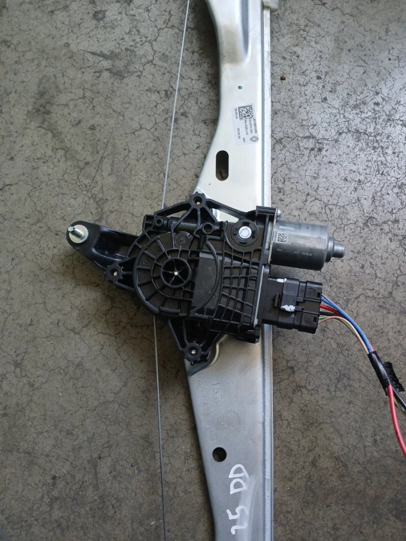 Elevalunas Renault Master 2024 | Ref. 807200330 - Imagen 4