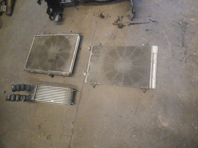 Panel frontal Berlingo 1.6hdi con radiadores - Imagen 2