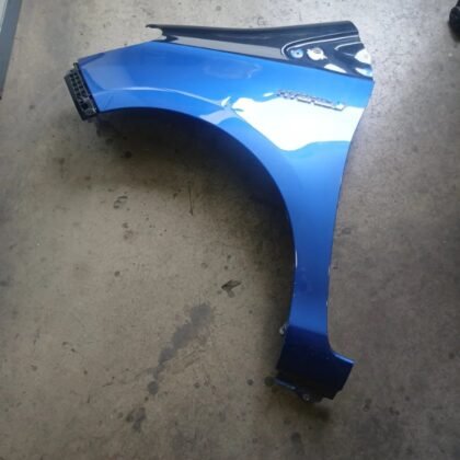 Aleta Derecha Toyota Yaris 2015 Azul