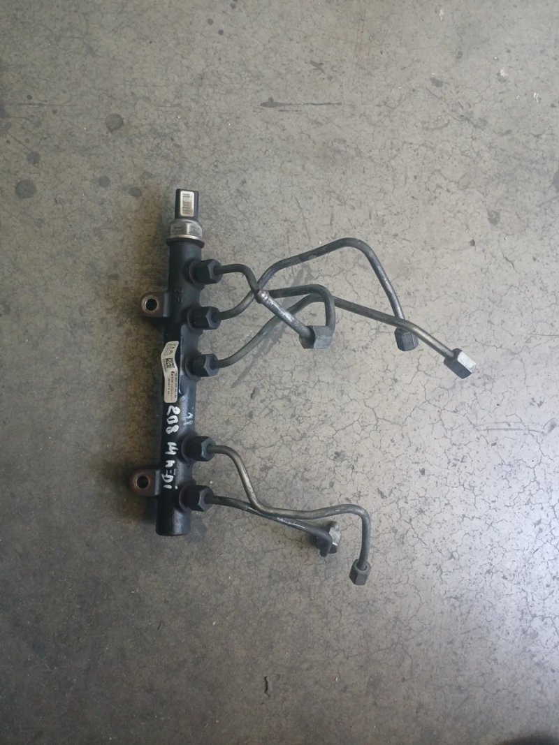 Rampa Inyectora Peugeot 208 1.6 HDI