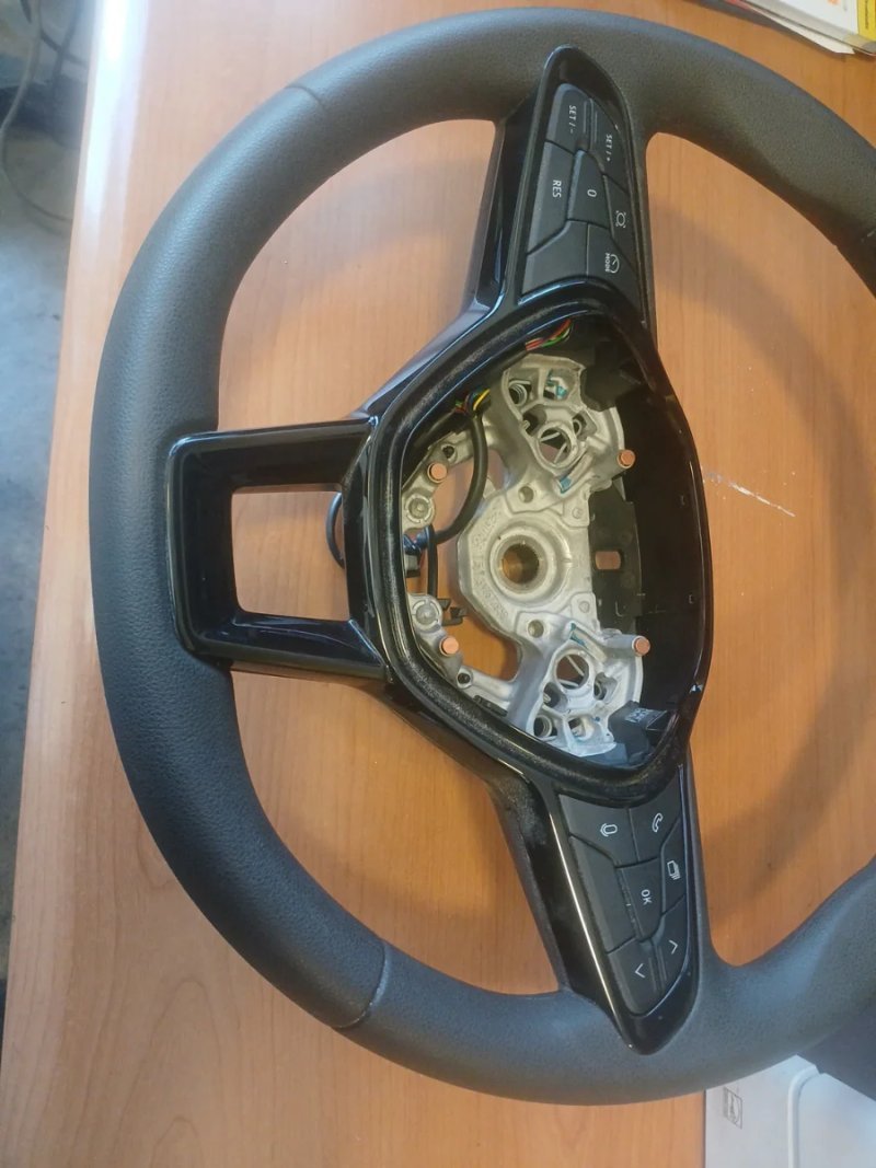 Volante Renault Master IV 2024 | Ref. 484001596