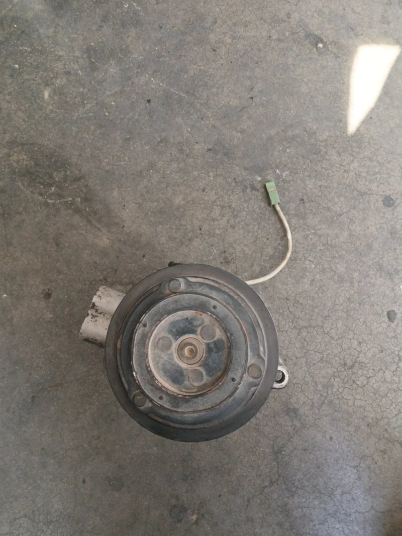 Compresor A/A Mercedes A160 230 01 11 - Imagen 3
