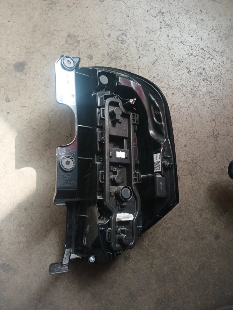 Piloto Renault Kangoo 2025 | Ref. 37D793WR - Imagen 3