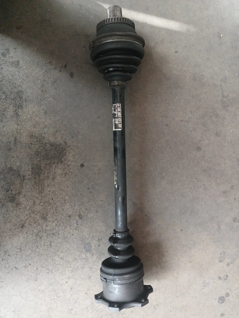 Palier Wolksvaguen Passat Izquierdo 1.9 TDI | Ref. 8D0407271DF - Imagen 2