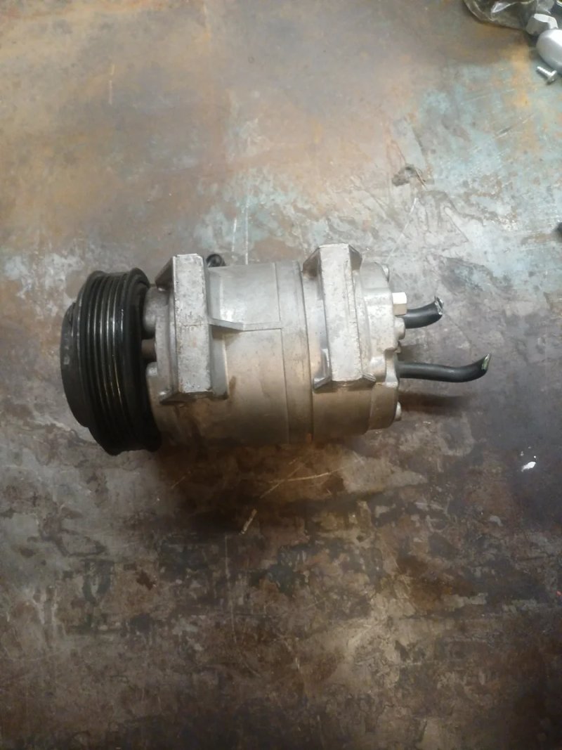 Compresor Aire Acondicionado VOLVO S80 S60 V40 | Ref. 8708591 - Imagen 2