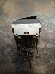 Módulo ABS Audi A8 Bosch 0 265 218 020 | Ref. 8D06141110