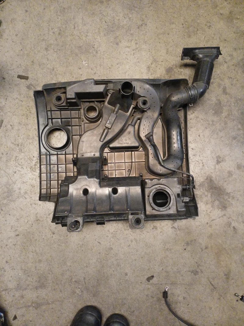 Tapa filtro motor Audi A3 1.6 FSI - Imagen 2