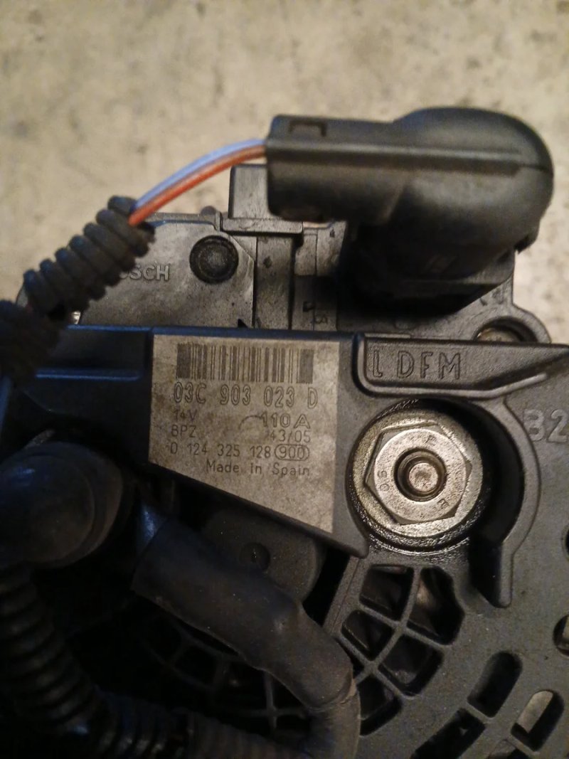 Alternador Volkswagen 1.4 | Ref. 03C903023D - Imagen 2