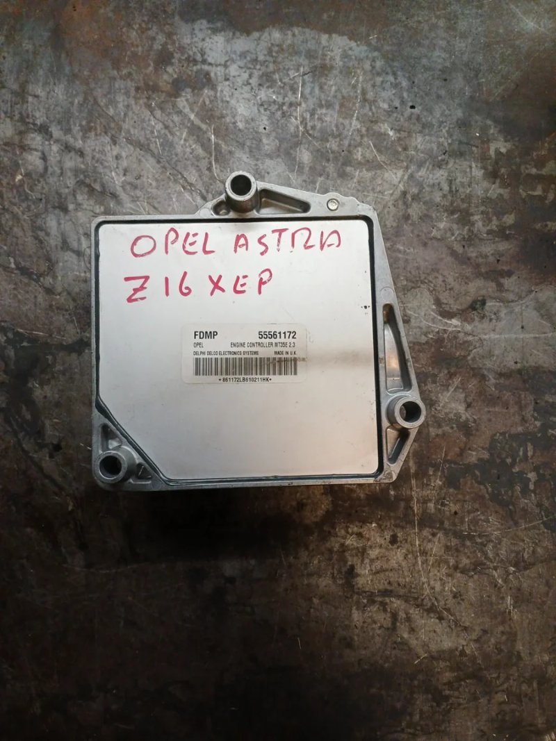Centralita Opel Astra Z16XEP 55561172