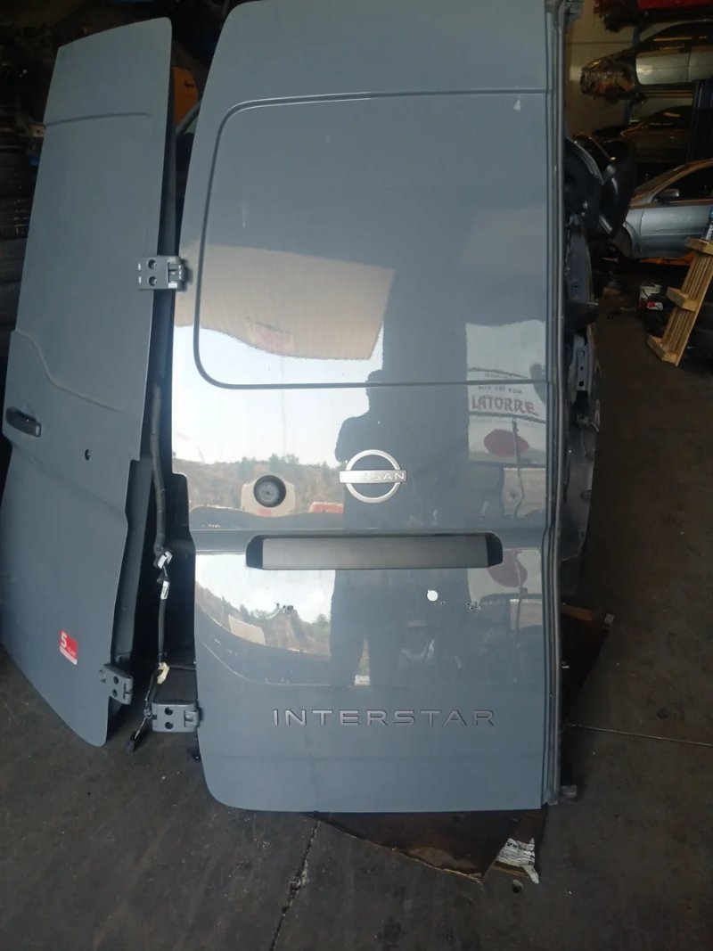 Puertas Traseras Nissan Interstar 2024