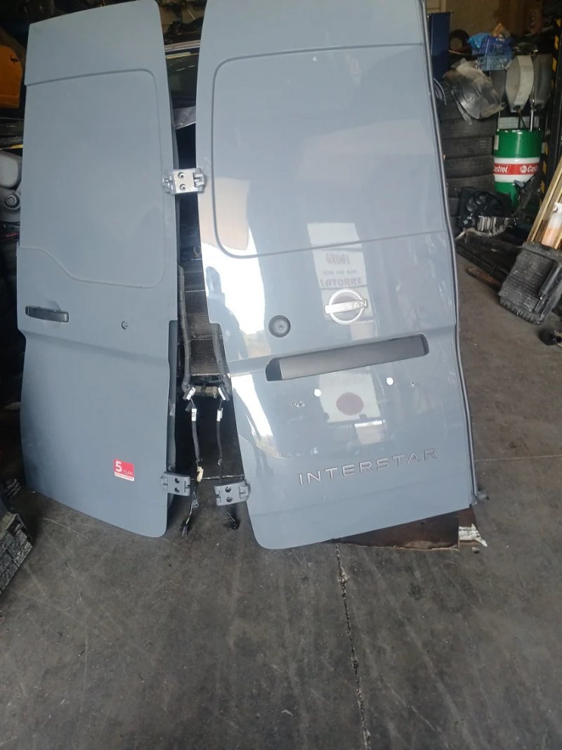Puertas Traseras Nissan Interstar 2024 - Imagen 4