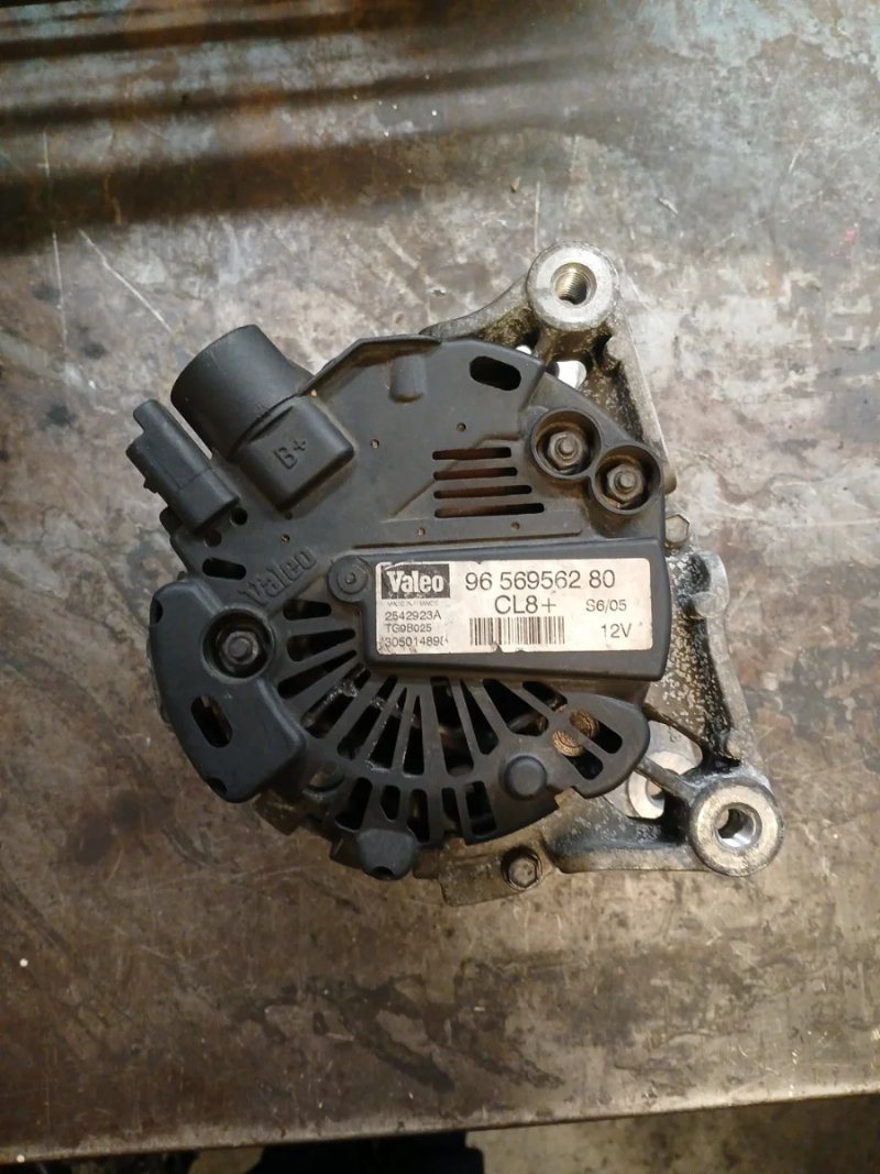 Alternador Valeo 9656956280 Citroen Motor NFU