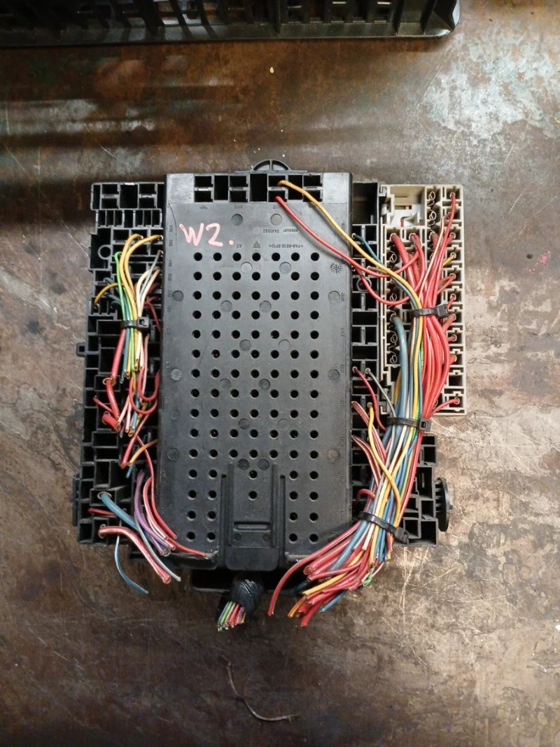 Caja fusibles Volvo S60 Berlina | Ref. 8622520