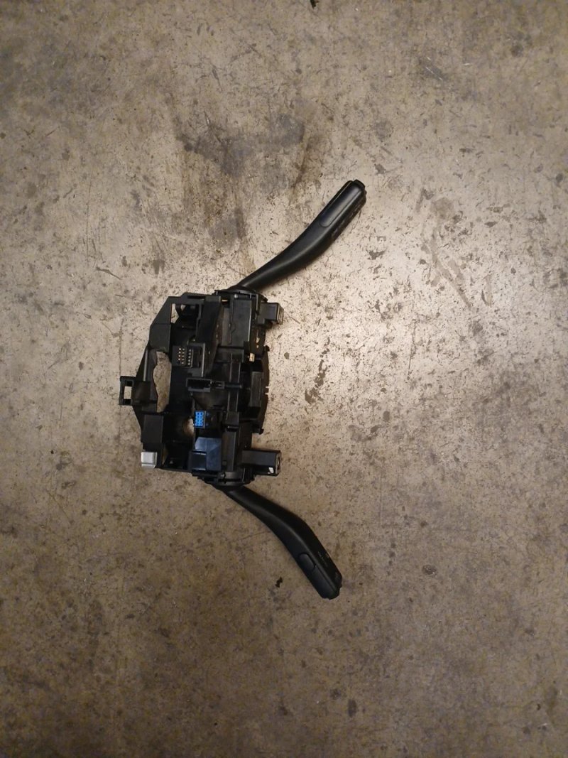 Mando Intermitentes Volkswagen Golf V | Ref. 1k0953519A