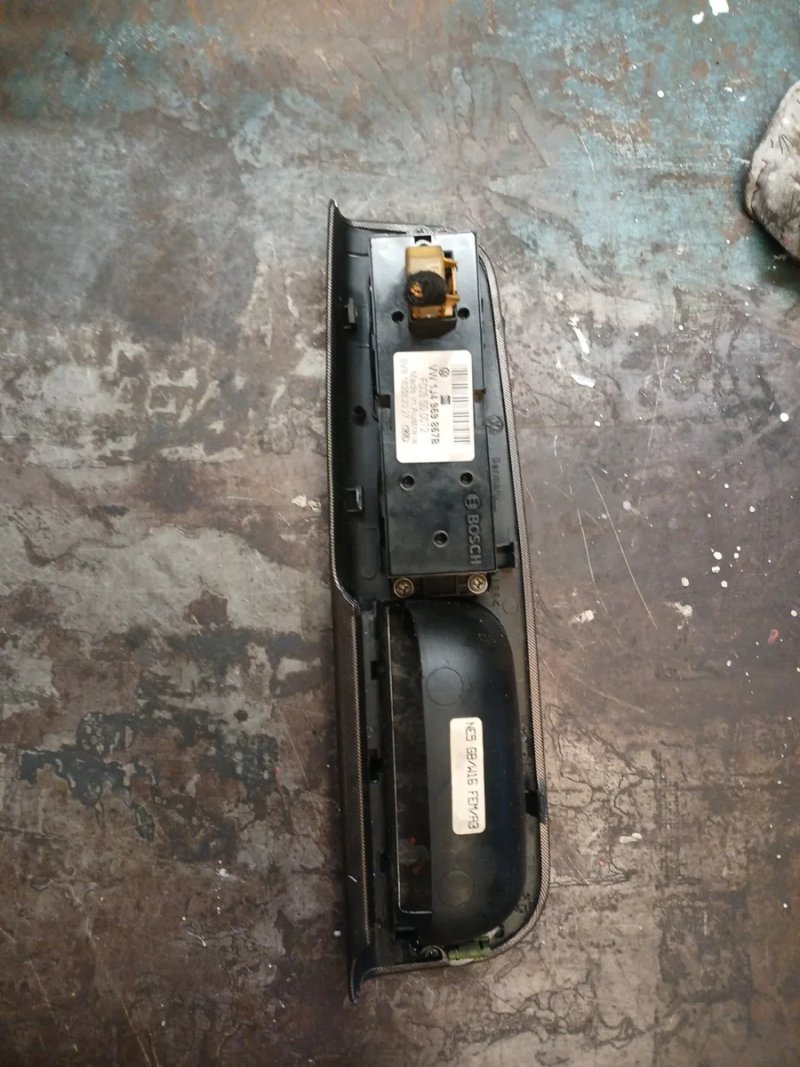 Interruptor Elevalunas VW Golf IV