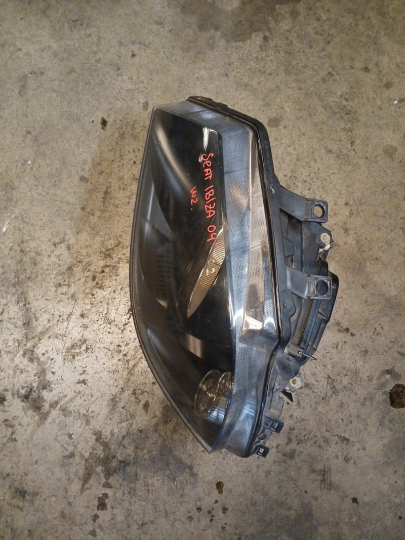 Faro Izquierdo Seat Ibiza 6L
