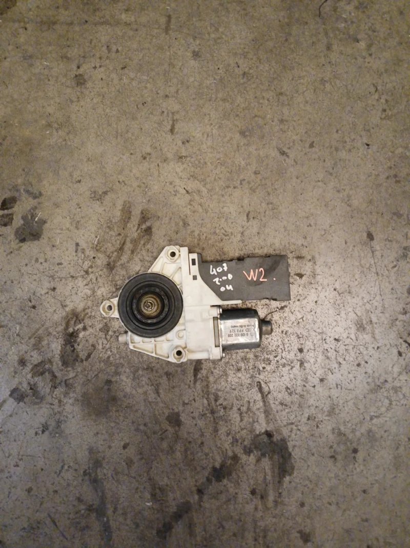 Motor elevalunas Peugeot 407 Izquierdo | Ref. 137328125